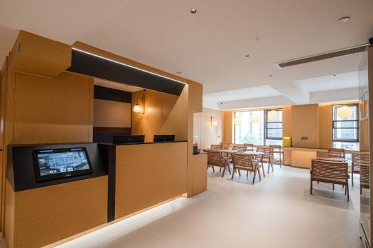 成都星禾酒店(红高路地铁站西华大学店)