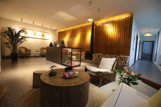 观山筑陌野影宿酒店(忻州古城店)