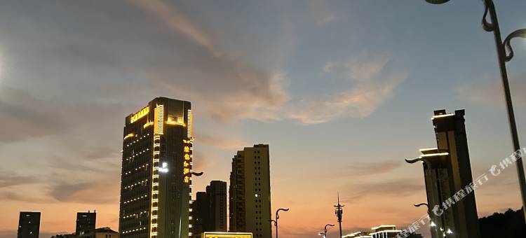 橙子酒店(宜黄聚百汇大润发店)图片
