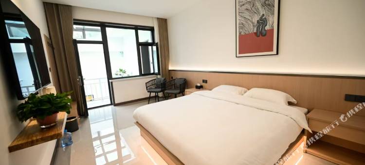 五台山花梵云舍图片