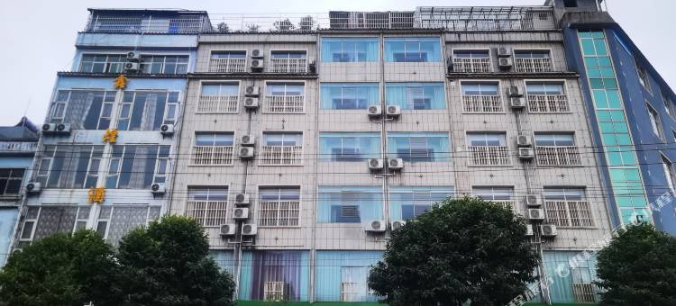 雅诚德商务酒店(广南县汽车客运站店)图片