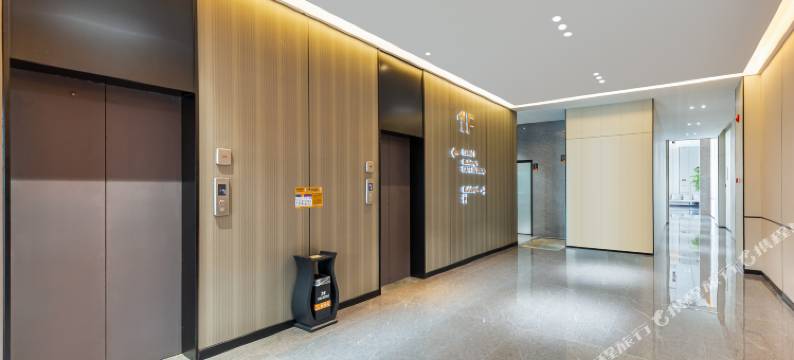 光明人康旅酒店(厦门高崎机场SM广场店)图片