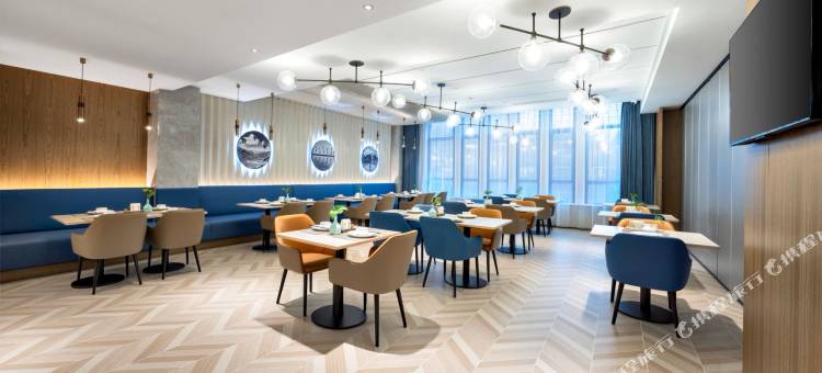 凯里亚德酒店(保定东站河北大学新校区店)图片