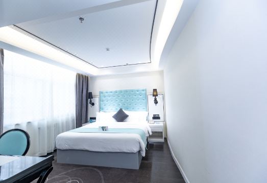 Xana Hotelle (Xi'an Bell Tower YongNingmen Subway Station Store) Hotel Overview