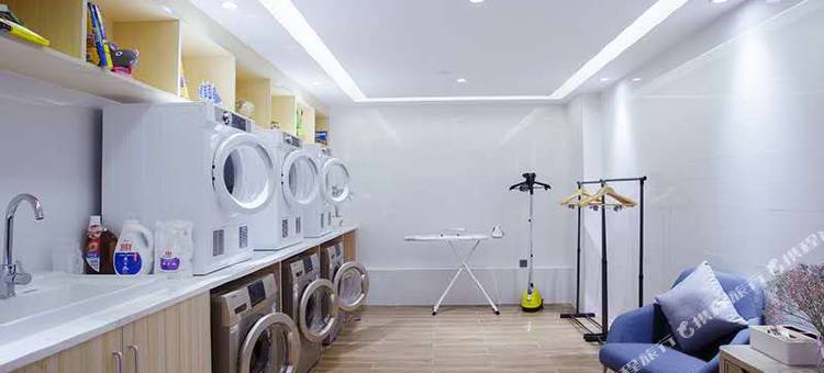 凯里亚德酒店(淮南万达广场龙湖公园店)图片