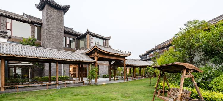 开封清明上河园海棠花语酒店图片
