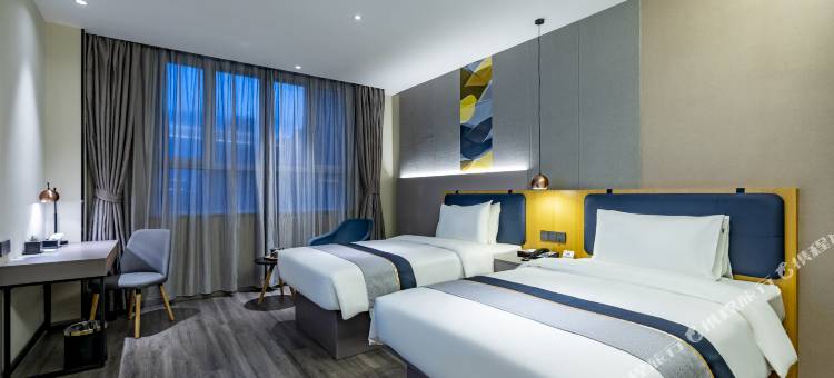 如家商旅酒店(乌鲁木齐新北园春平川路地铁站店)图片