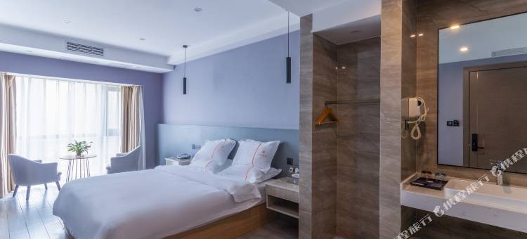 贵阳东姿酒店(长江路地铁站店)图片