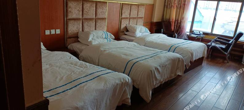 高原圆光宾馆(达嘎路分店)图片