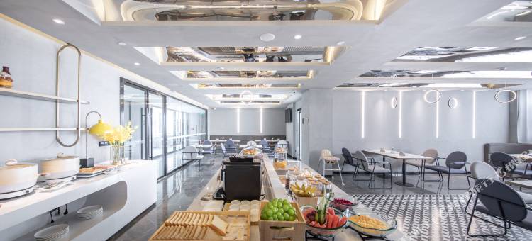 轻雅居酒店(成都温江大学城店)图片