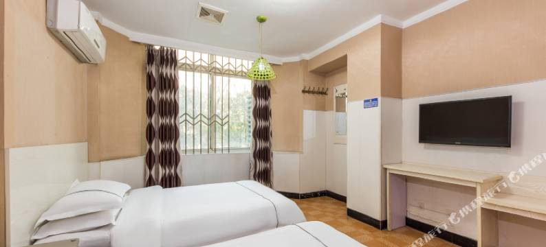 哈啰轻酒店(武汉范湖地铁站店)图片