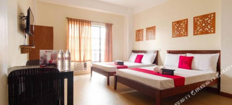 RedDoorz Plus near Johnson and Johnson Paranaque图片