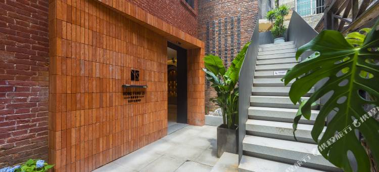 庐山红房子民宿(牯岭街街心公园店)图片