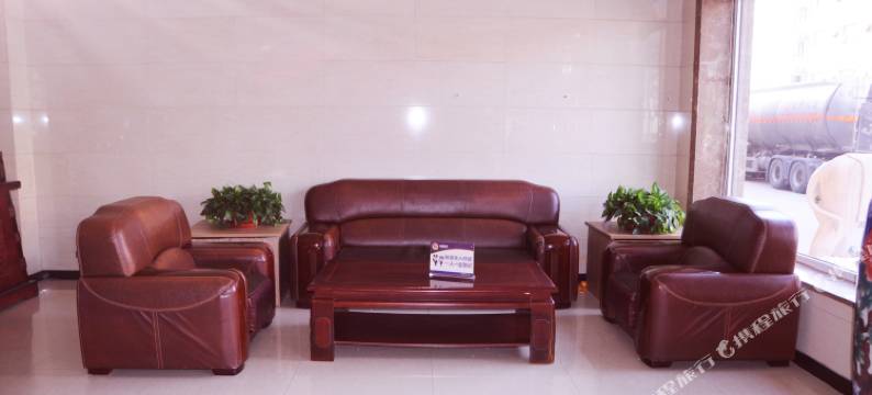 霸州恒泽民宿(胜芳高铁站店)图片