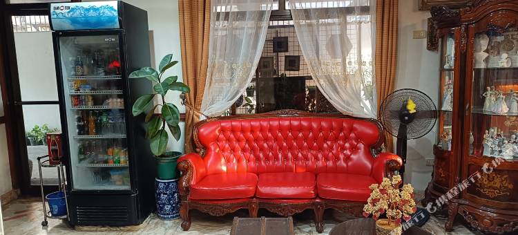 伊利纳斯酒店及餐厅(Hotel Elinas and Restaurant)图片