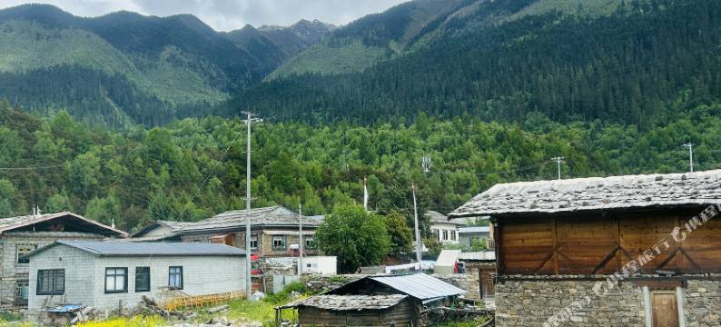 岗赞嘎布精品客栈图片