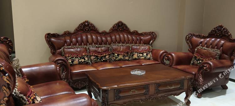 察隅华宇天都国际酒店图片