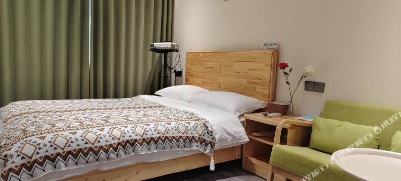 合十居·民宿(洛阳丽景门十字街洛邑古城地铁站店)图片