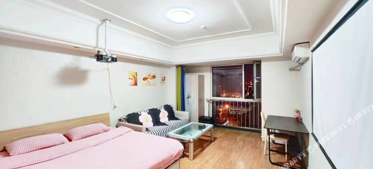 静澜观影主题民宿(宽城万达店)图片