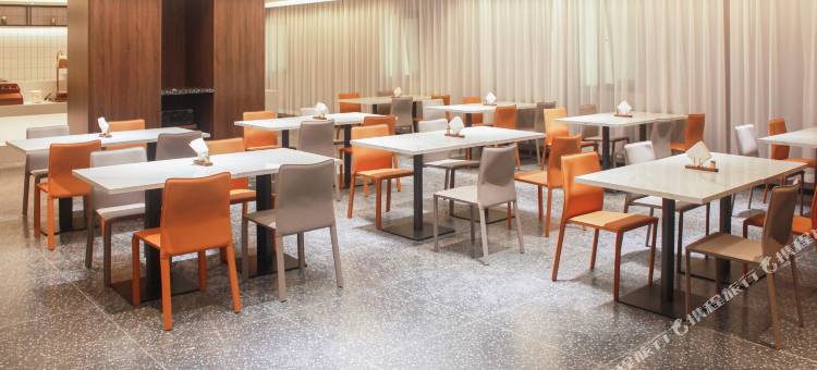 清沐铂金酒店(西安钟楼地铁站回民街店)图片