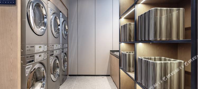 南京鼓楼广场北京东路亚朵酒店图片