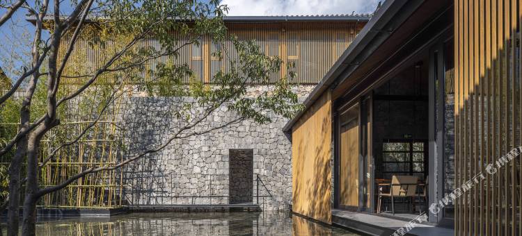 丽江厚苑Nguluko|日照金山·雪山全景·设计师美学酒店图片
