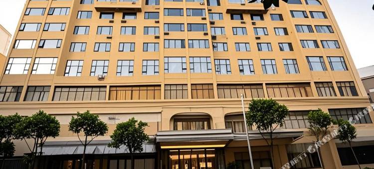 旺马假日酒店(人民东路大树营地铁站店)图片