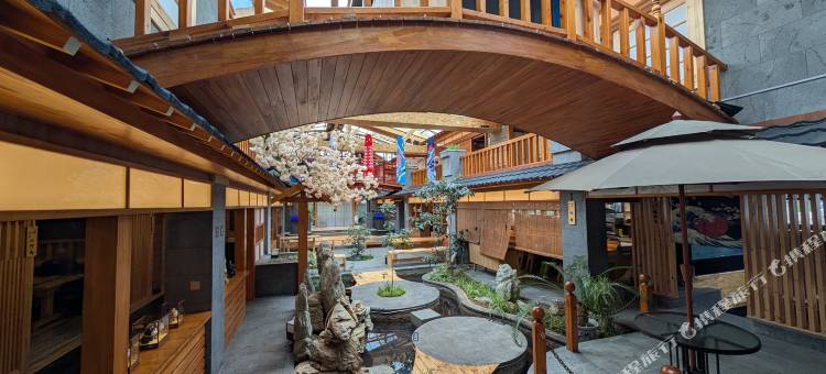 桓仁久居安澜温泉酒店图片