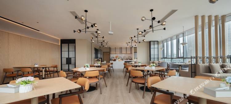 丽怡酒店(昆明春融街地铁站七彩云南第壹城店)图片