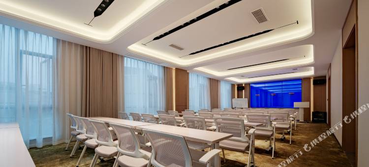 合江川源尊悦酒店图片