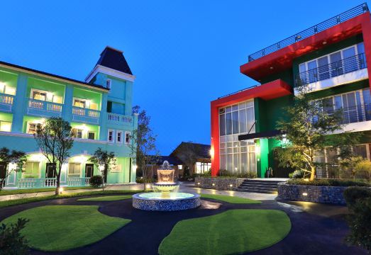 万里翡翠湾福华度假饭店外景图
