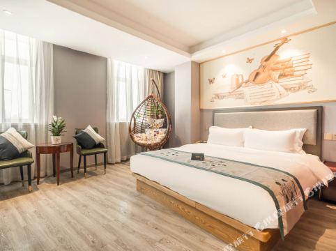 星岛假日酒店(上海吴淞国际游轮码头店)