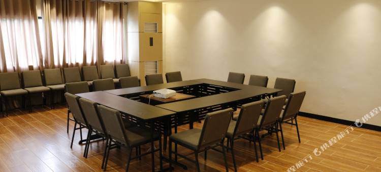 巴科洛德金合欢酒店(Acacia Hotel Bacolod)图片