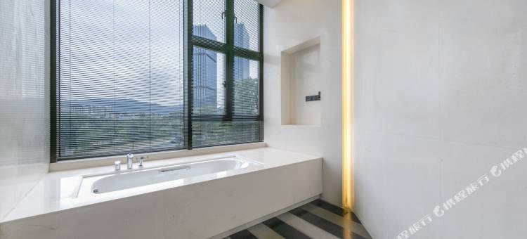 QUEEN酒店(福州长乐动车站外语外贸学院店)图片