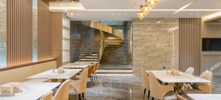 北京鸟巢奥体中心亚朵酒店图片