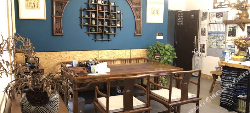 瓦舍美宿(观音桥好吃街店)图片