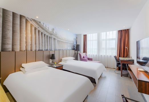 Shijiazhuang Ouyun Hotel (Chang'an Wanda Plaza &  Municipal Obstetrics and Gynecology Hospital)Hotel Overview