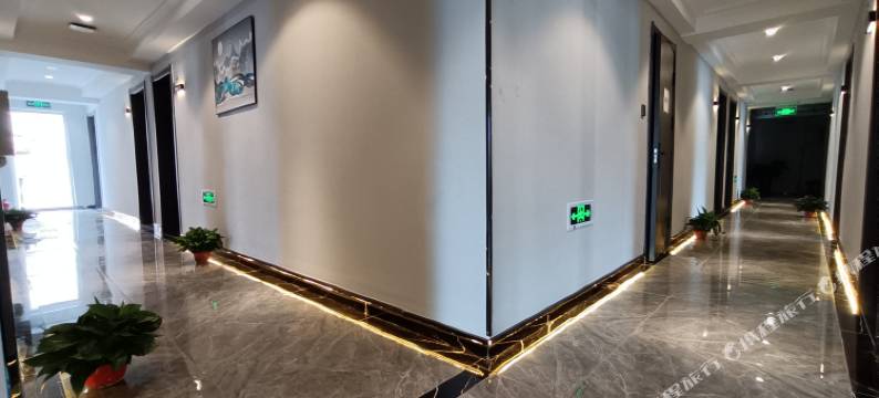 大连雅季现代酒店(机场店)图片