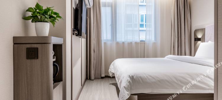 汉庭酒店(龙华汽车站店)图片