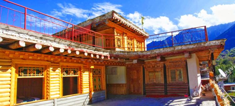 丹巴中路藏寨田园酒店图片