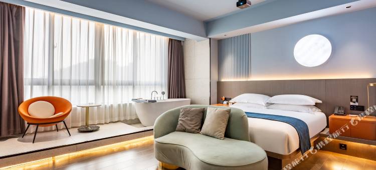 戏月酒店(万达广场安阳博物馆店)图片