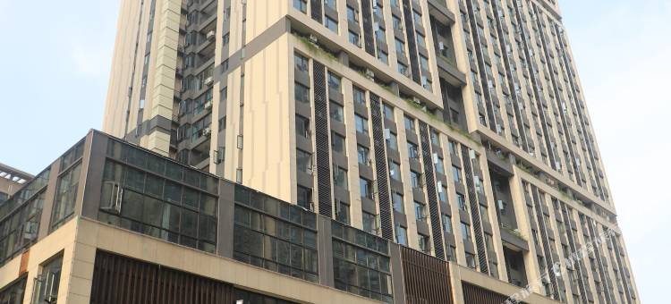 筑梦师公寓(万家丽广场高桥北地铁站店)图片