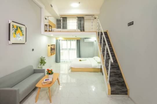 布丁严选酒店(杭州丁兰龙湖天街桃花湖地铁站店)