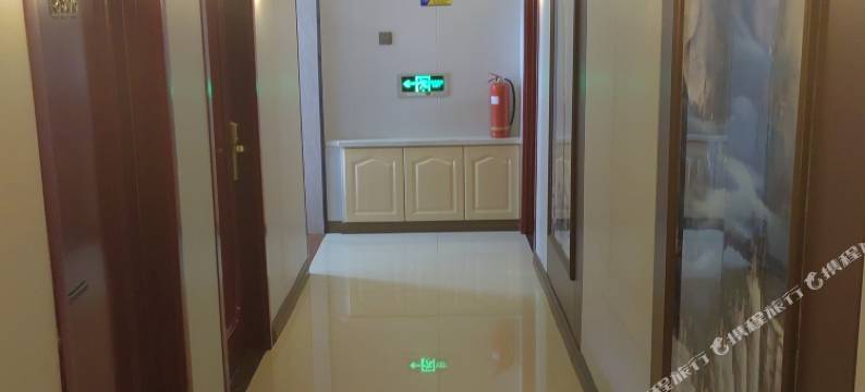 偏关老牛湾商务酒店图片