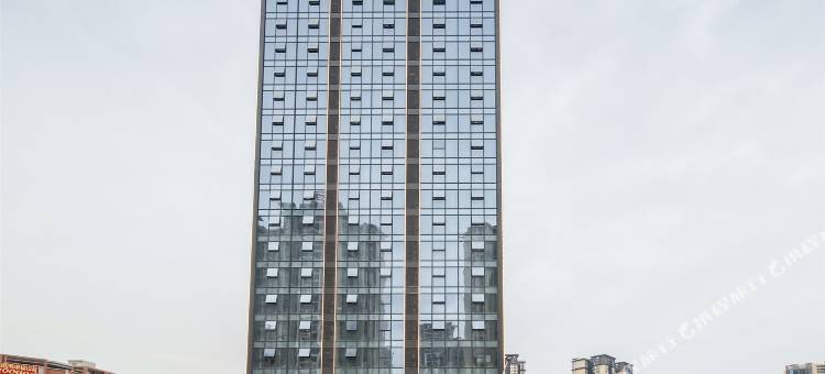 IU酒店(河源坚基万达广场店)图片