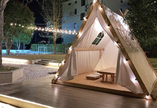 Tongpoqiao No. 7 Guesthouse Hotel Overview