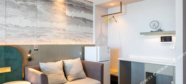 枫叶海景酒店公寓(青岛城市阳台红树林度假世界店)图片