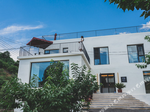 白鸟villa乡村度假民宿(长元店)