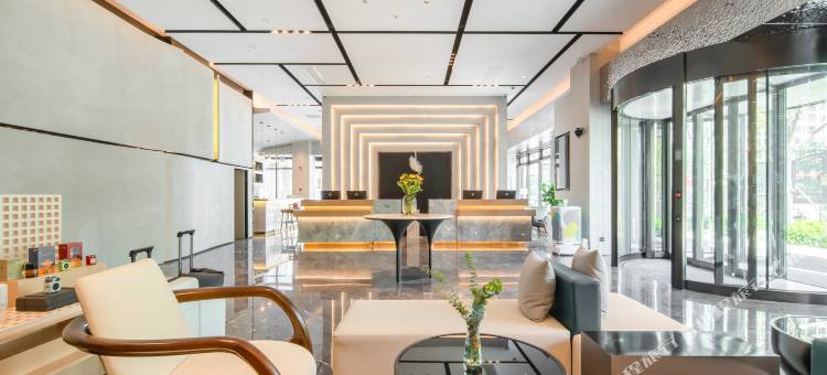 江阴忠义街八佰伴亚朵酒店图片