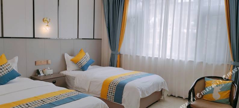 雅安惠鑫轻奢酒店图片